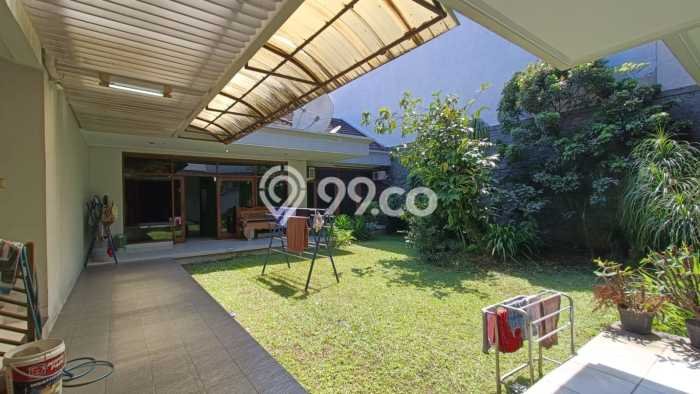 Rumah Elit Modern Tanpa Renovasi di Garuda Bandung Rumah Elit Modern Tanpa Renovasi di Garuda Bandung