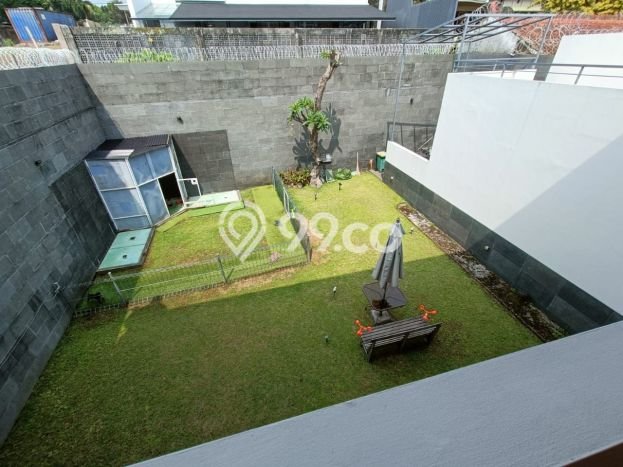 Ready to Use! Premium House LT 560m2 Desain Elegan di Setra Sari Ready to Use! Premium House LT 560m2 Desain Elegan di Setra Sari