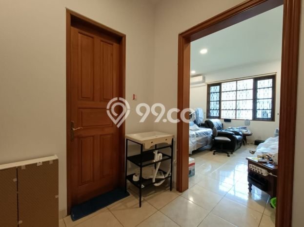 Ready to Use! Premium House LT 560m2 Desain Elegan di Setra Sari Ready to Use! Premium House LT 560m2 Desain Elegan di Setra Sari