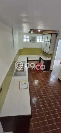 Lokasi strategis! Rumah siap pakai disewakan di Astanaanyar LB 100m2 Lokasi strategis! Rumah siap pakai disewakan di Astanaanyar LB 100m2