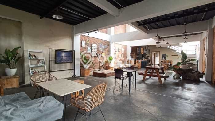 Dijual! Komersial di Cibeunying Bandung LT 980m2 / LB 600m2 Kawasan Strategis Dijual! Komersial di Cibeunying Bandung LT 980m2 / LB 600m2 Kawasan Strategis
