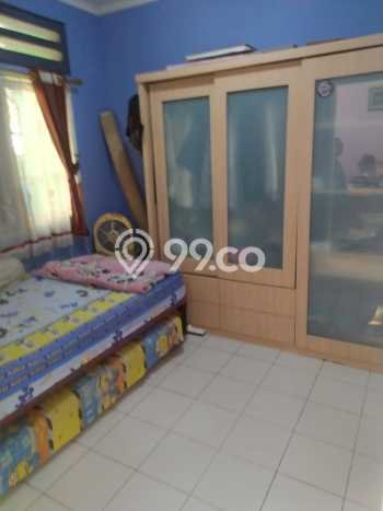 Kesempatan Memiliki Rumah 3 Kamar Tidur dan 1 Kamar Mandi di Cibubur, Dekat Pusat Kota, Jakarta Timur Kesempatan Memiliki Rumah 3 Kamar Tidur dan 1 Kamar Mandi di Cibubur, Dekat Pusat Kota, Jakarta Timur