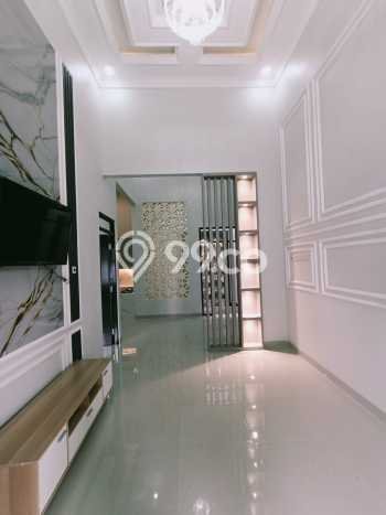 For Sale Hunian Rumah Terawat 3 KT di Cibubur, Jakarta Timur For Sale Hunian Rumah Terawat 3 KT di Cibubur, Jakarta Timur