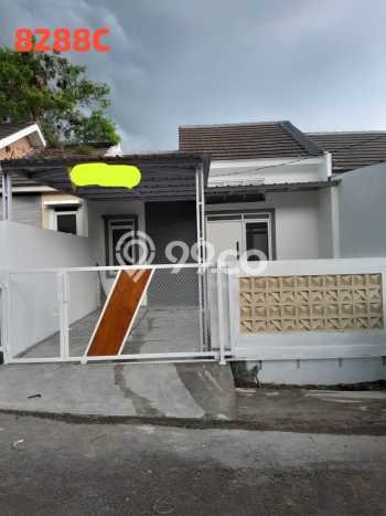 Hunian Nyaman 2 KT Hemat Budget di Cibubur Jakarta Timur Hunian Nyaman 2 KT Hemat Budget di Cibubur Jakarta Timur
