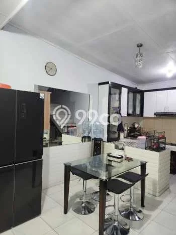 Rumah Nyaman 3 KT LB 110m2 Kondisi Bagus di Cibubur Rumah Nyaman 3 KT LB 110m2 Kondisi Bagus di Cibubur