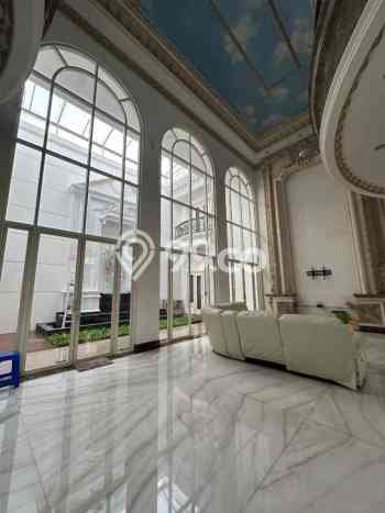 Dijual Rumah Luas Megah Dengan View Cantik di Pakuwon Indah, Surabaya Dijual Rumah Luas Megah Dengan View Cantik di Pakuwon Indah, Surabaya