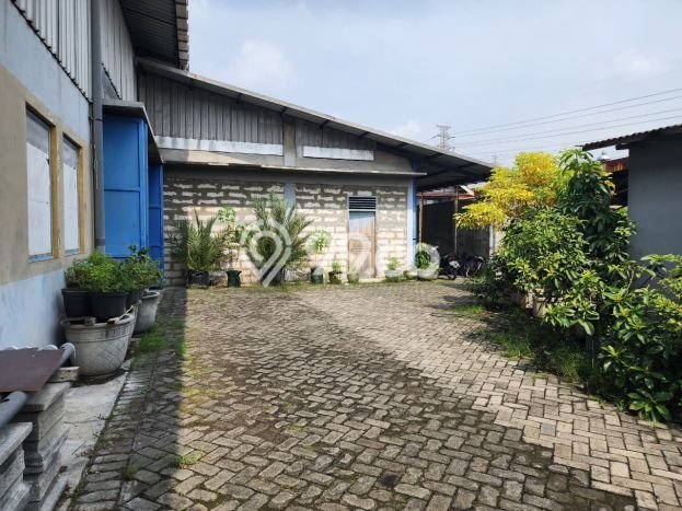 Dijual! Pabrik di Karangpilang Surabaya LT 1681m2 / LB 1681m2 Kawasan Bisnis Dijual! Pabrik di Karangpilang Surabaya LT 1681m2 / LB 1681m2 Kawasan Bisnis