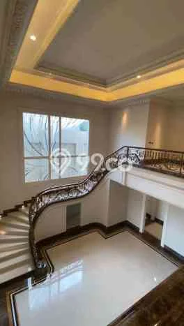 Jual Rumah Luas Elegan Dengan View Eksklusif di Citraland, Surabaya Jual Rumah Luas Elegan Dengan View Eksklusif di Citraland, Surabaya