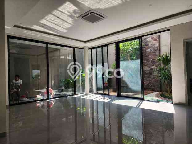 For Sale! Premium House LT 420m2 Desain Modern di Graha For Sale! Premium House LT 420m2 Desain Modern di Graha