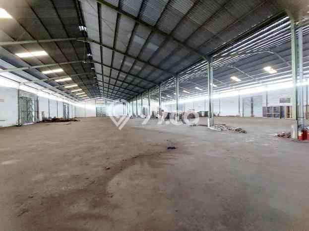 Unit Gudang Dijual di Surabaya LT 11650m2 & LB 4400m2 Unit Gudang Dijual di Surabaya LT 11650m2 & LB 4400m2