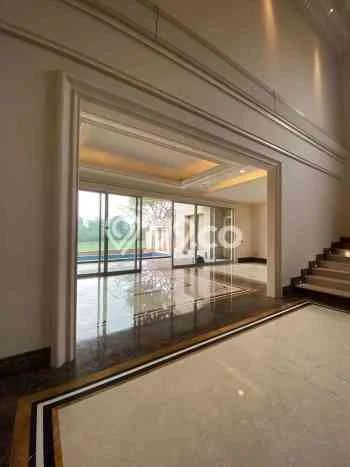Jual Rumah Luas Elegan Dengan View Eksklusif di Citraland, Surabaya Jual Rumah Luas Elegan Dengan View Eksklusif di Citraland, Surabaya