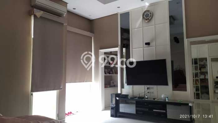 Rumah Elit Modern Tanpa Renovasi di Graha Surabaya Rumah Elit Modern Tanpa Renovasi di Graha Surabaya