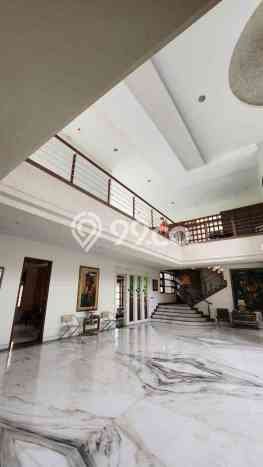 Dijual Rumah Mewah Megah Dengan View Eksklusif di Citraland, Surabaya Dijual Rumah Mewah Megah Dengan View Eksklusif di Citraland, Surabaya
