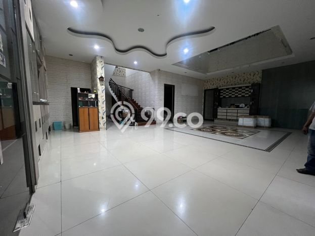 Ready to Use! Luxury House LT 575m2 Desain Elegan di Jurumudi Ready to Use! Luxury House LT 575m2 Desain Elegan di Jurumudi