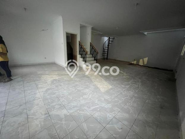 Dijual Rumah Bagus Siap Huni di Jakarta Barat Strategis Dijual Rumah Bagus Siap Huni di Jakarta Barat Strategis
