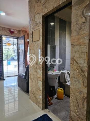 Hunian Bagus Disewakan Harga Murah Area Strategis Jakarta Barat Hunian Bagus Disewakan Harga Murah Area Strategis Jakarta Barat