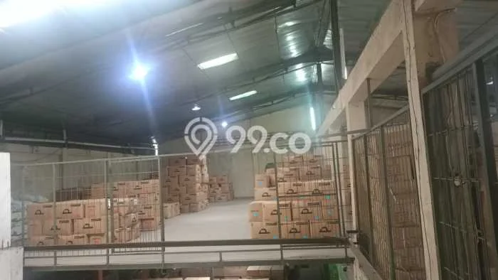 Disewakan Gudang di Kawasan Ramai Bandengan Luas 1000m2 Disewakan Gudang di Kawasan Ramai Bandengan Luas 1000m2