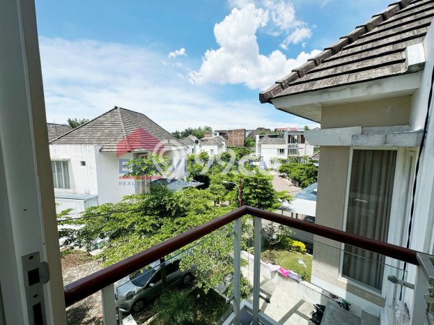 Dijual Rumah 3 Kamar Lokasi Ideal Nyaman dan Strategis di Blimbing Dijual Rumah 3 Kamar Lokasi Ideal Nyaman dan Strategis di Blimbing