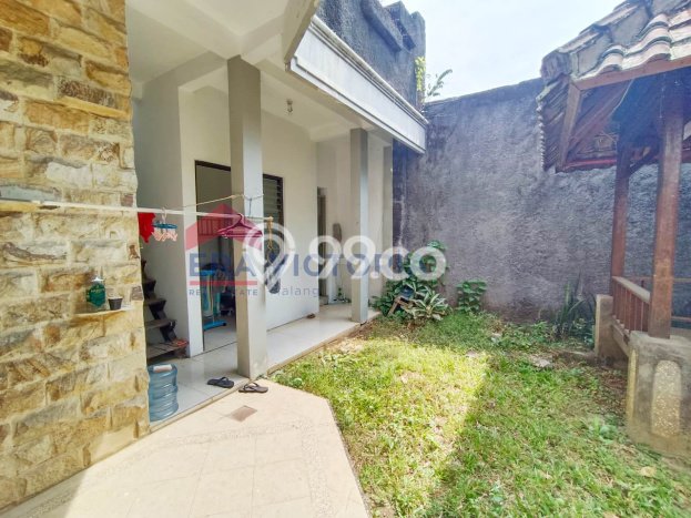 PROPERTI UNGGULAN! Rumah di Dau, 4 KT, Lingkungan Elite, Luas 300m2m² Bangunan 400m2m² PROPERTI UNGGULAN! Rumah di Dau, 4 KT, Lingkungan Elite, Luas 300m2m² Bangunan 400m2m²