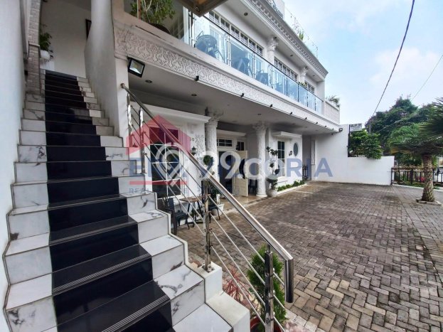 For Sale! Premium House LT 278m2 Desain Modern di Batu For Sale! Premium House LT 278m2 Desain Modern di Batu
