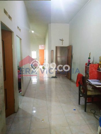Ruko Dijual di Malang LT 102m2 & LB 204m2 Lokasi Terbaik! Ruko Dijual di Malang LT 102m2 & LB 204m2 Lokasi Terbaik!