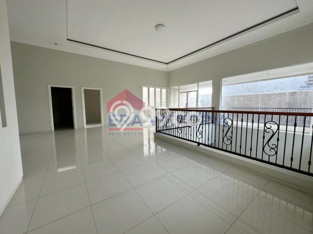 Ready to Use! Premium House LT 375m2 Desain Elegan di Araya Ready to Use! Premium House LT 375m2 Desain Elegan di Araya