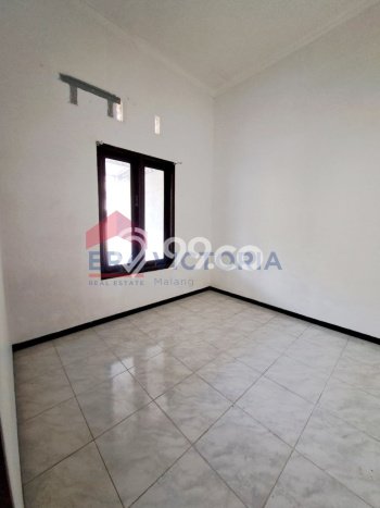 Rumah Strategis Minimalis Lb 65m2 di Sukun, Malang Rumah Strategis Minimalis Lb 65m2 di Sukun, Malang