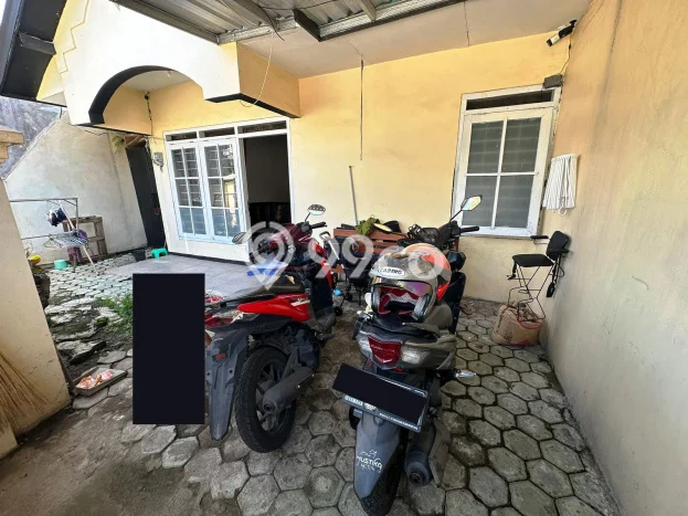 Lokasi strategis! Rumah siap huni dikontrakkan di Blimbing LB 105m2 Lokasi strategis! Rumah siap huni dikontrakkan di Blimbing LB 105m2