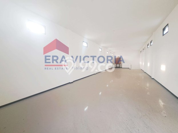 Ruko Area Bisnis di Klojen, Luas 285m2m², For Rent, Siap Pakai Ruko Area Bisnis di Klojen, Luas 285m2m², For Rent, Siap Pakai