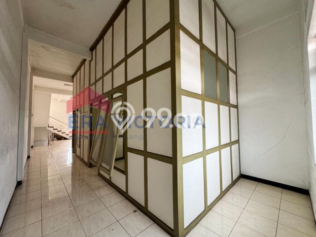 Ruko disewakan lokasi strategis Klojen Malang 300m2 Ruko disewakan lokasi strategis Klojen Malang 300m2