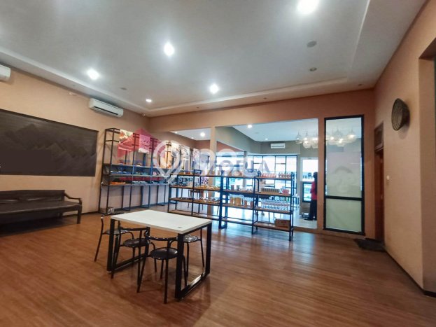 Rumah Sewa Malang LT 500m2 LB 300m2 Kawasan Tidar Rumah Sewa Malang LT 500m2 LB 300m2 Kawasan Tidar