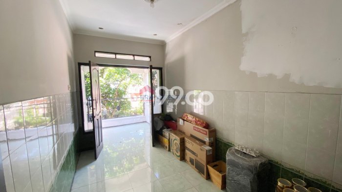 HARGA SPECIAL! Rumah Asri area Blimbing, Malang, Luas 92m2m² Bangunan 70m2m² Bisa Nego! HARGA SPECIAL! Rumah Asri area Blimbing, Malang, Luas 92m2m² Bangunan 70m2m² Bisa Nego!
