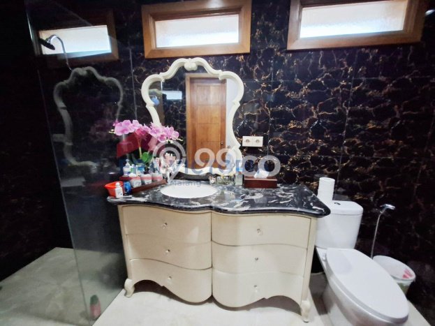 Jual Rumah Strategis Bagus Punya 2 KT di Lowokwaru Malang SHM Jual Rumah Strategis Bagus Punya 2 KT di Lowokwaru Malang SHM