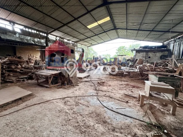 Unit Gudang Dijual di Singosari Malang 1000m2 Unit Gudang Dijual di Singosari Malang 1000m2