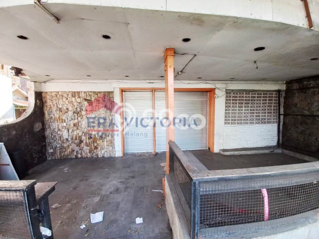 Siap Huni Rumah Mewah 6 Kamar di Lowokwaru Dekat ke Mana Saja Siap Huni Rumah Mewah 6 Kamar di Lowokwaru Dekat ke Mana Saja