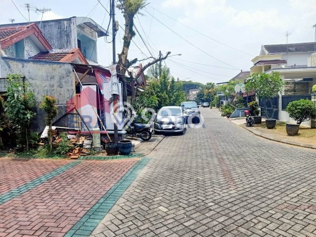 Rumah Modern 4 KT LT 135m2 di Araya Rumah Modern 4 KT LT 135m2 di Araya
