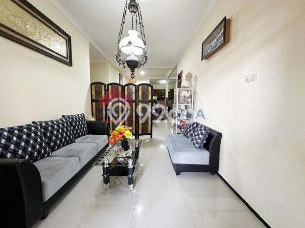 For Sale Rumah 5 Kamar Lokasi Strategis Nyaman dan Strategis di Blimbing For Sale Rumah 5 Kamar Lokasi Strategis Nyaman dan Strategis di Blimbing