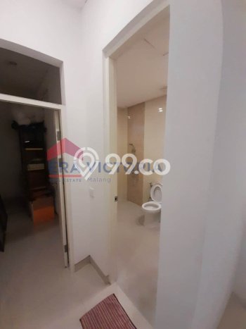Rumah sewa siap pakai 4 Kamar Tidur di Buring, Malang Rumah sewa siap pakai 4 Kamar Tidur di Buring, Malang