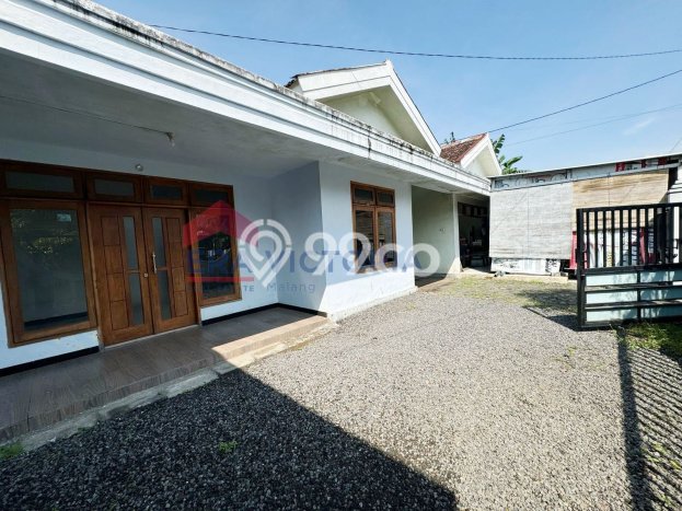 HOT LISTING! Rumah Untuk Investasi di Sukun, Luas 423m2m² Bangunan 141m2m² HOT LISTING! Rumah Untuk Investasi di Sukun, Luas 423m2m² Bangunan 141m2m²