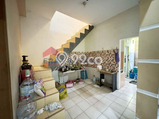 Bisa KPR! Rumah Strategis area Pakis, Luas 126m2m² Bangunan 144m2m² Bisa KPR! Rumah Strategis area Pakis, Luas 126m2m² Bangunan 144m2m²