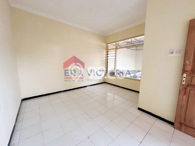 For Sale Rumah 5 Kamar Lokasi Strategis Nyaman dan Strategis di Blimbing For Sale Rumah 5 Kamar Lokasi Strategis Nyaman dan Strategis di Blimbing