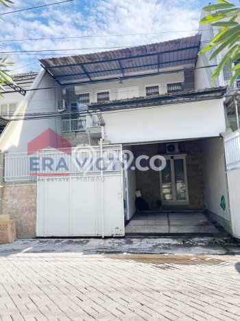 Hunian Cantik Minimalis Lb 180m2 di Rungkut, Surabaya Hunian Cantik Minimalis Lb 180m2 di Rungkut, Surabaya