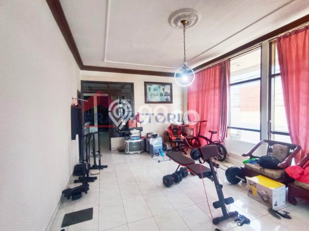 Jual Rumah Mewah Elegan Dengan View Cantik di Sawojajar, Malang Jual Rumah Mewah Elegan Dengan View Cantik di Sawojajar, Malang