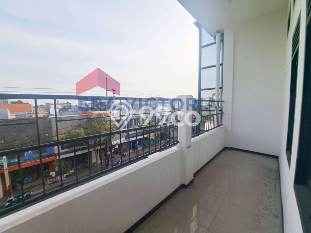 Ruko Area Bisnis di Klojen, Luas 285m2m², For Rent, Siap Pakai Ruko Area Bisnis di Klojen, Luas 285m2m², For Rent, Siap Pakai