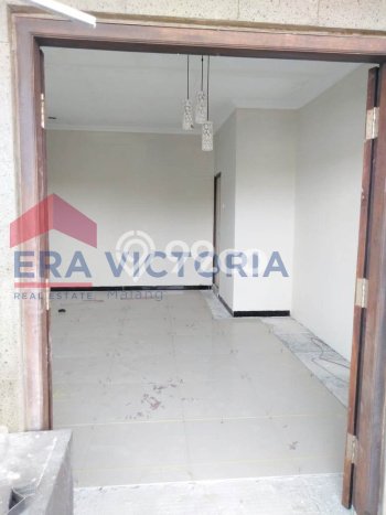 Rumah di Sedati, Sidoarjo, LT 150m2m² Bangunan 280m2m² Rumah di Sedati, Sidoarjo, LT 150m2m² Bangunan 280m2m²