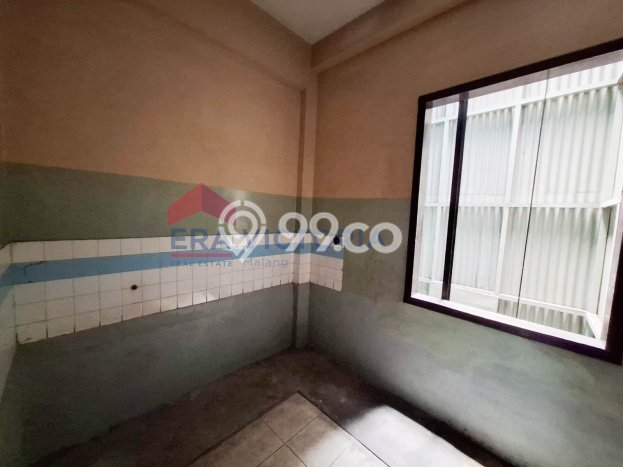 Ruko untuk disewa di Blimbing punya LT 118m2 & LB 295m2 harga sewa kompetitif Ruko untuk disewa di Blimbing punya LT 118m2 & LB 295m2 harga sewa kompetitif