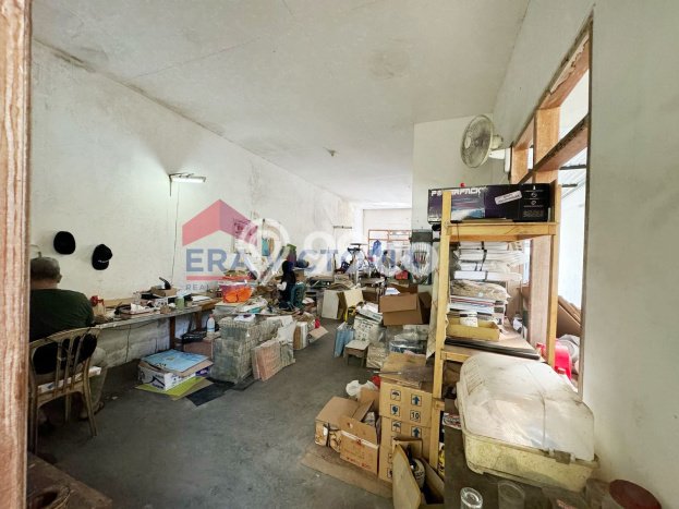 HOT LISTING! Rumah Untuk Investasi di Sukun, Luas 423m2m² Bangunan 141m2m² HOT LISTING! Rumah Untuk Investasi di Sukun, Luas 423m2m² Bangunan 141m2m²
