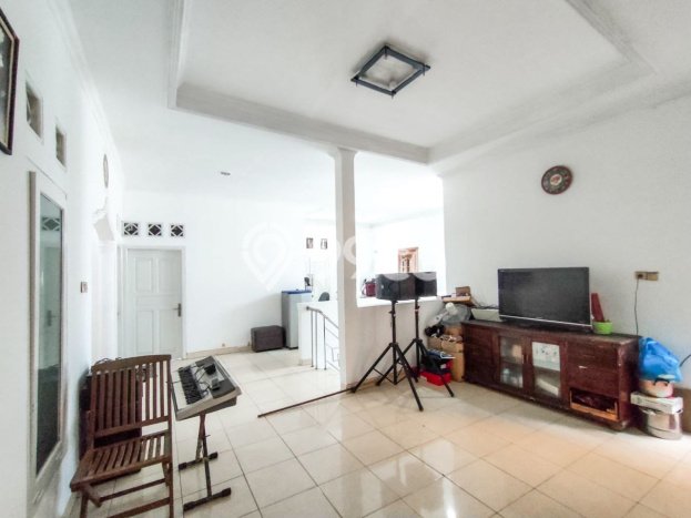 Rumah Modern 5 Kamar LT 150m2 di Duta Harapan Rumah Modern 5 Kamar LT 150m2 di Duta Harapan