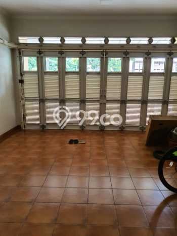 Rumah Bagus di Gading Serpong Pondok Hijau Golf, Tangerang, LT 270m², Luas Bangunan 250m² Rumah Bagus di Gading Serpong Pondok Hijau Golf, Tangerang, LT 270m², Luas Bangunan 250m²