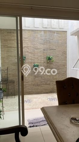 Jual Rumah Luas Elegan Dengan View Eksklusif di BSD City, Tangerang Jual Rumah Luas Elegan Dengan View Eksklusif di BSD City, Tangerang